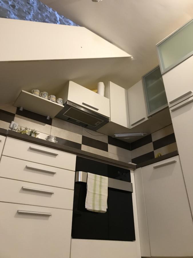 Apartman Toni ตรีบูนย์ ภายนอก รูปภาพ